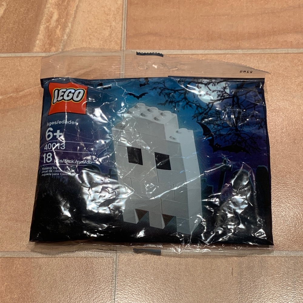 NWT Lego Halloween Mini Spooky White Ghost- 40013 Kids Building Toy Set